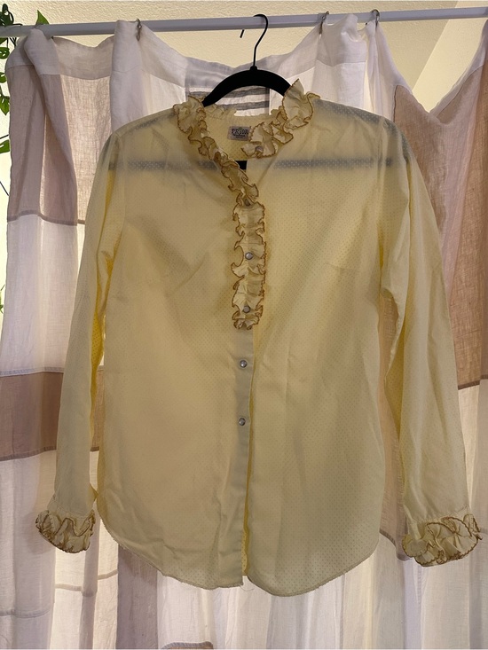 prior westerns denver Tops - Vintage Prior Yellow Ruffle Pearl Snap Button-Up Blouse